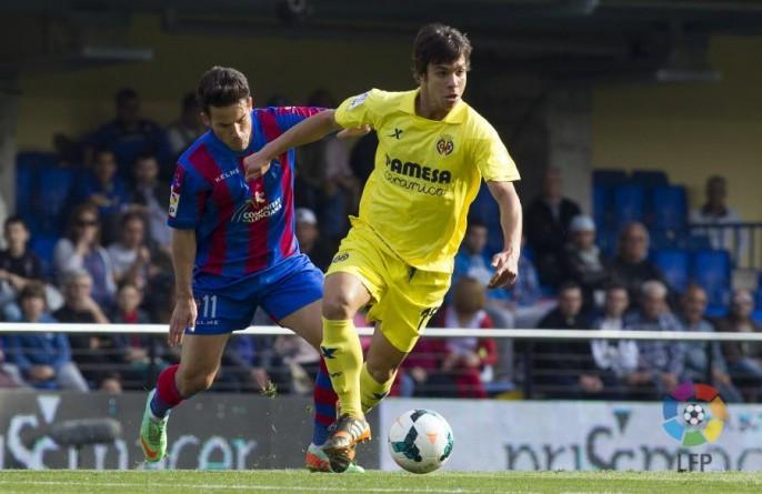 Oliver Torres fue sustituido en el descanso por Javier Aquino. FOTO: LFP.ES