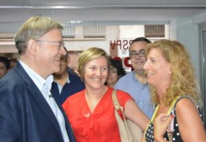 Ximo Puig, Maria Jose Salvador y Amparo Marco en la sede PSPV