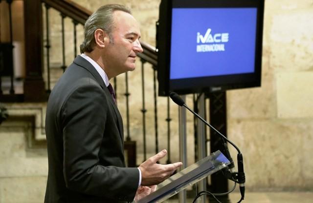 El President de la Generalitat, Alberto Fabra, preside el acto de presentación del Plan de Acción Comercial Exterior de la Comunitat Valenciana y de la Política de Internacionalización del Consell. 18/12/2013. Foto: Calahorro.