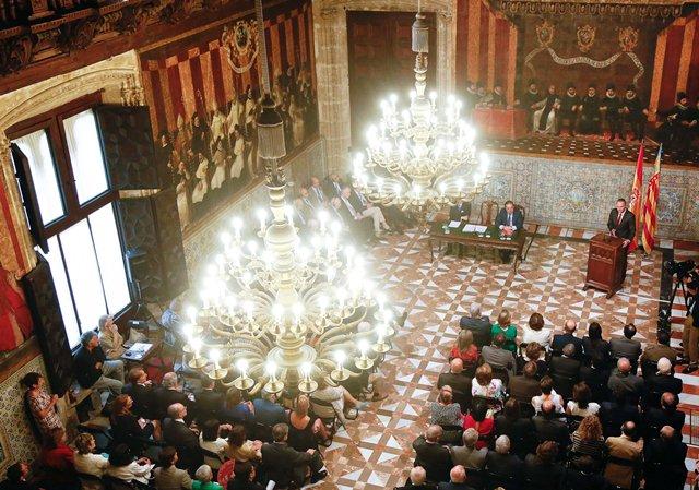 El President de la Generalitat, Alberto Fabra, preside el acto de proclamación de los Premios Rey Jaime I 2014. Palau de la Generalitat, 03/06/2014. Foto: Calahorro.