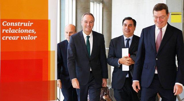 El President de la Generalitat, Alberto Fabra, preside el acto de presentación del programa “Scale Up”, Aceleradora de Empresas del Sector Tradicional. 24/11/2014. Foto: Calahorro.