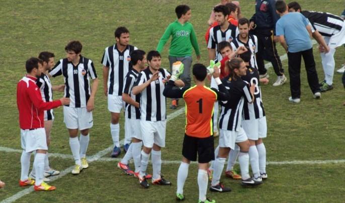 Los jugadores del Castellón celebran el triunfo a la conclusión del partido de Castalia. FOTO: JORGE SASTRIQUES