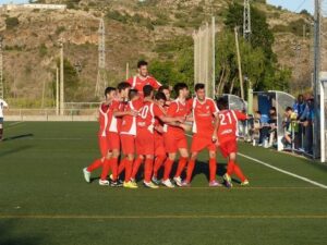 el burriana celebrando un gol