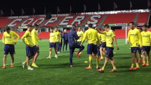 El Villarreal se ejercitó en el campo donde este viernes jugará su primer amistoso en la gira australiana. FOTO: VILLARREAL CF