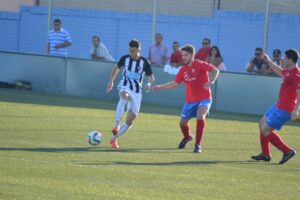 El partido se resolvió en el tiempo añadido a favor de los albinegros. FOTO: CD CASTELLÓN
