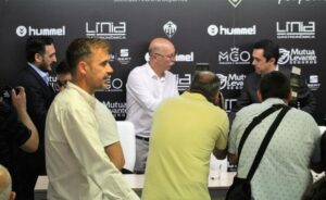 Mucha expectación en la sala de prensa de Castalia.