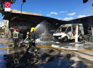 incendio desguace xilxes 6