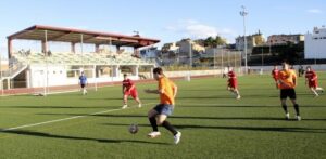 Cada vez son más los ondenses que participan en la Liga Local de fútbol 8.