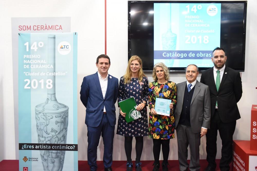 marco, simó y garcía en cevisama. con la ganadora del premio de cerámica