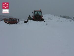 Dispositivo del Consorcio de Bomberos trabajando en el temporal de nieve.