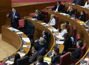 puig en la sesion de Control de les corts el 25 de febrero de 2016 2