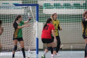 rocio, jugadora balonmano castellón (2)