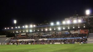 Aspecto que presentaba la tribuna de la Nova Creu Alta en el partido contra el Castellón. FOTO: CE SABADELL