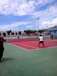 Partido de tenis en Peñíscola.