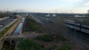 tren cercanias circulando entre Vila-real y Castellón