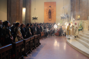 La Santa Misa Pontifical ha sido celebrada en la basílica de Sant Pasqual, presidida por el obispo de la diócesis de Segorbe-Castellón y con la intervención de la Coral Sant Jaume, Veus de Cambra, Supramúsica y Unión Musical La Lira.