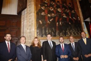 ximo puig con benlloch y concejales de vila-real