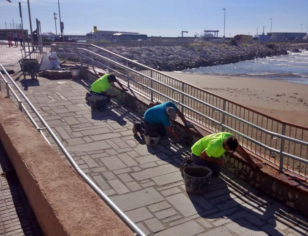 ACCESO PLAYA DEL CLOT REPARANDOLO 1