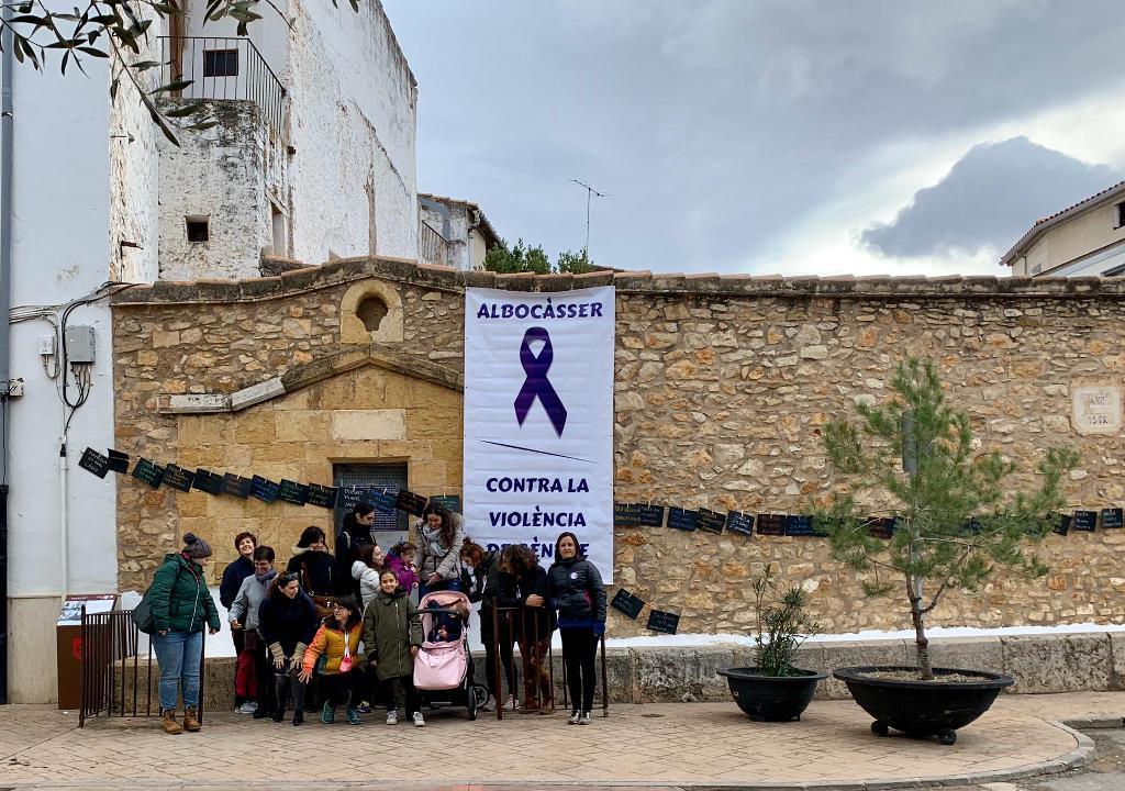 Albocàsser se vuelca contra la violencia de género (4)