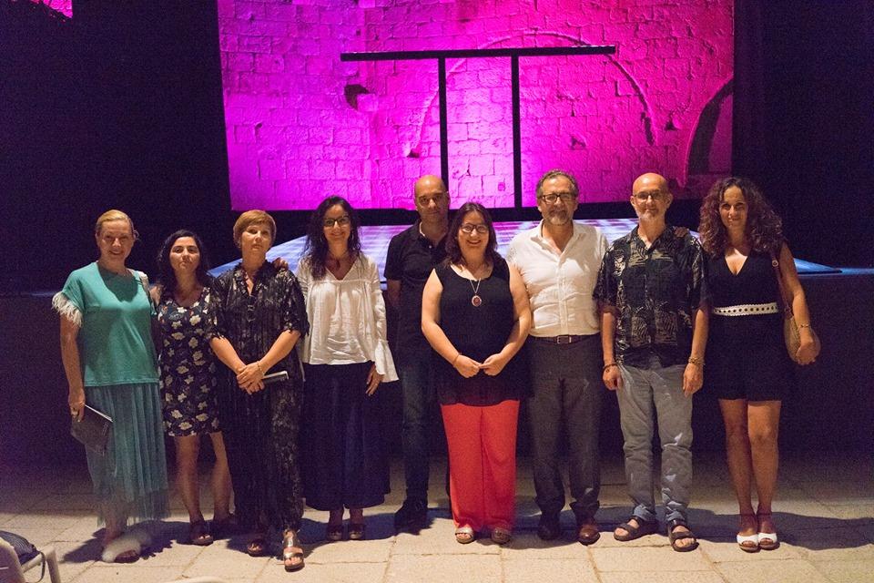 Entrebobos obra Foto Autoridade