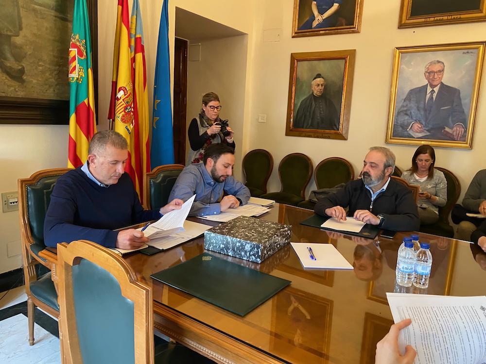 Comision investigacion 210220