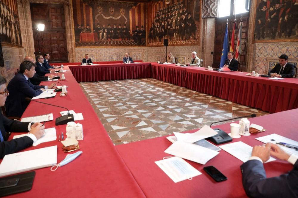 Mesa dialogo Valencia 010620 2