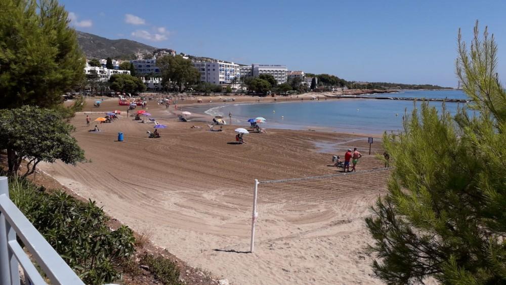 amplio Quizás Química La playa de Las Fuentes de Alcossebre se mantiene cerrada al baño -  Castellon Información