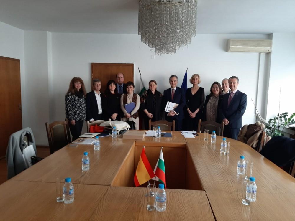 ee459f1f-bd8e-4e7c-9dbf-2dec3ba18bb5