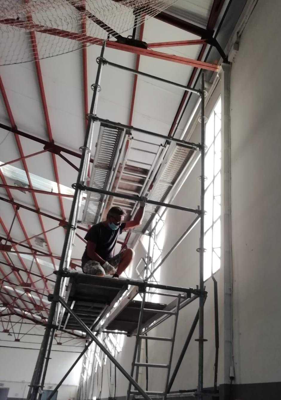 finestres poliesportiu d'Almenara