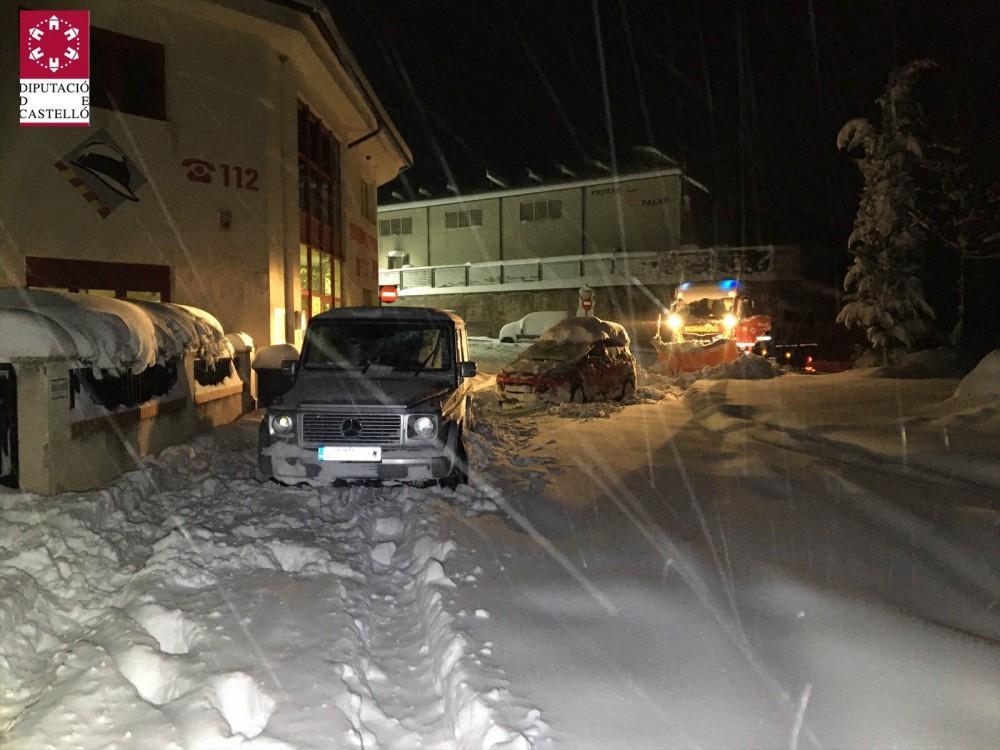 En el interior de la provincia se han acumulado muchos centímetros de nieve.