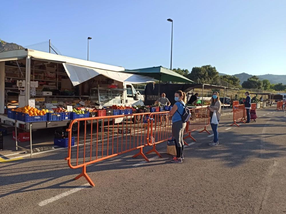 reapertura mercado del jueves (3)