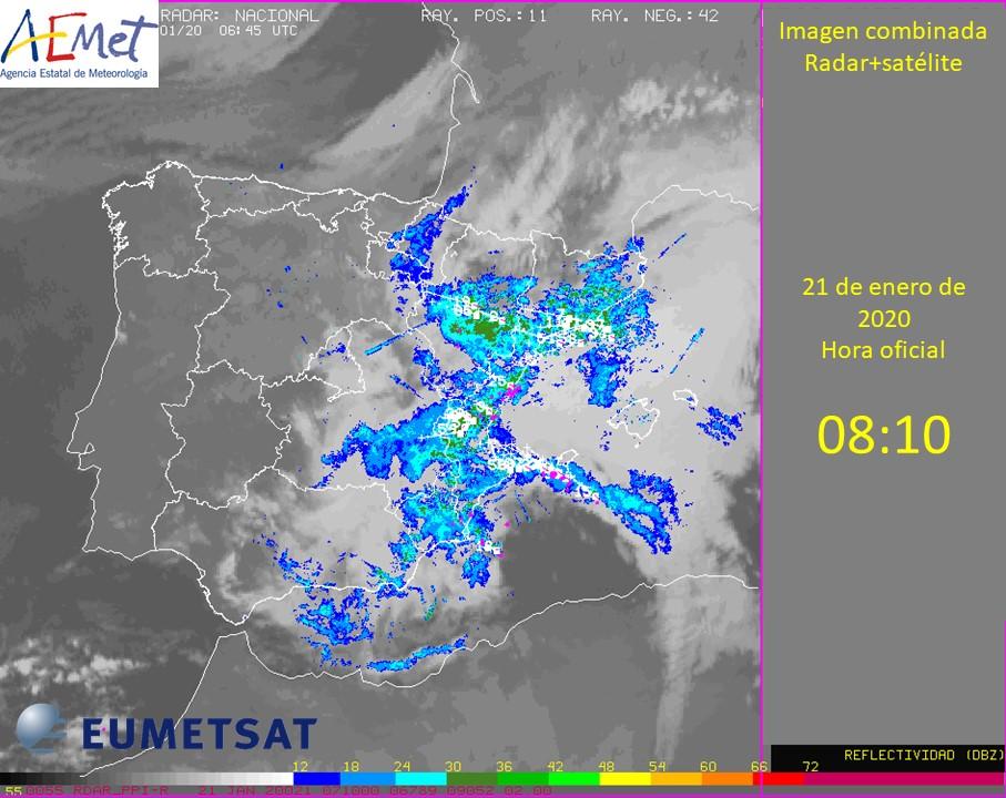 Imagen combinada de imágenes de satélite y radar en composición nacional: precipitaciones generalizadas en toda la Comunidad, de nieve en el interior de Castellón y a esta hora con tormenta en el sur de Alicante y litoral de Castellón.