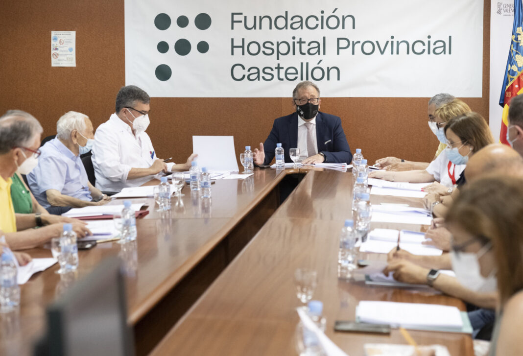 Fundación Hospital Provincial, dos laboratorios