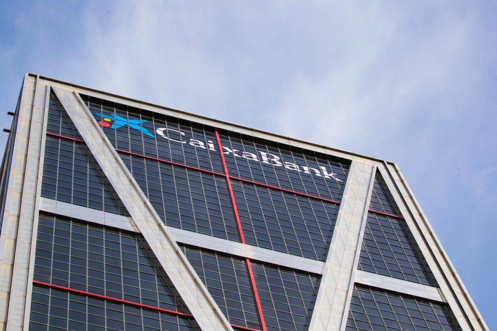 caixabank edificio