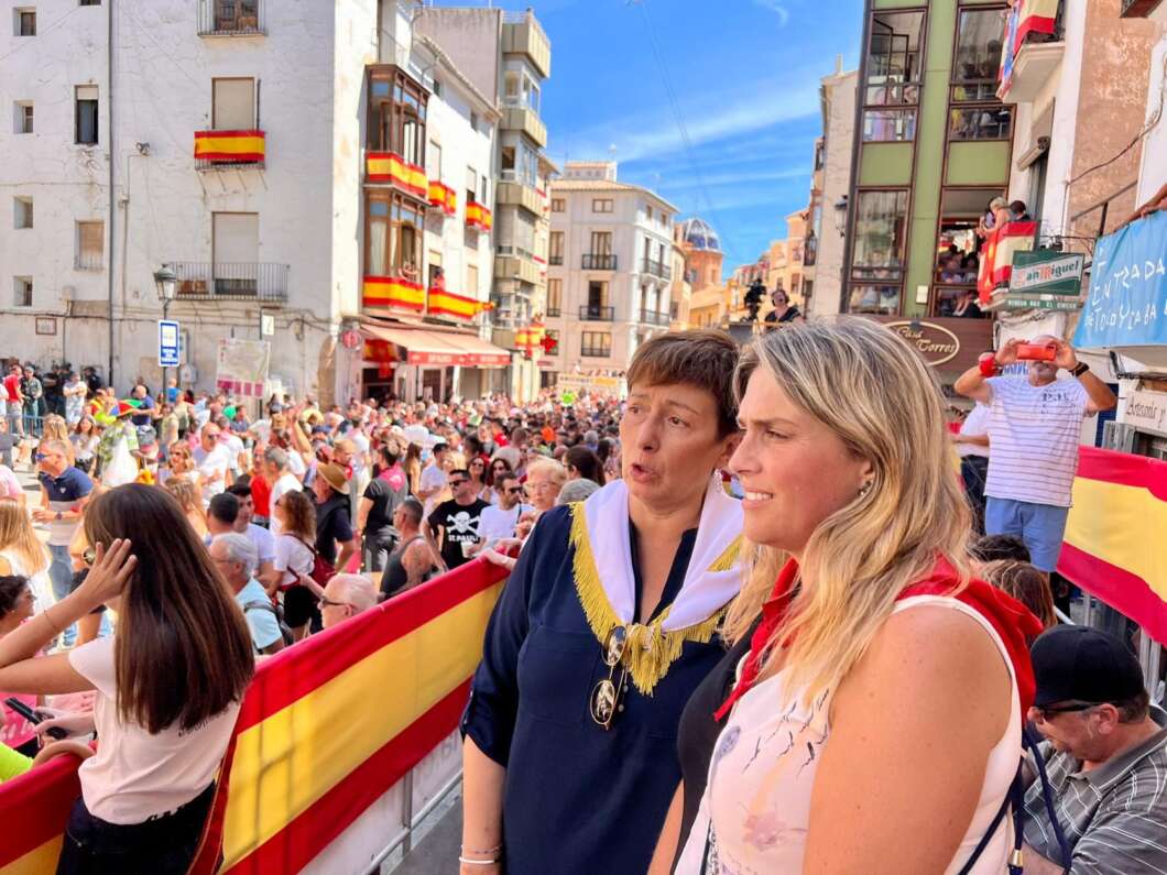 Marta Barrachina y Mª Carmen Climent Entrada Toros y Caballos Segorbe 2022