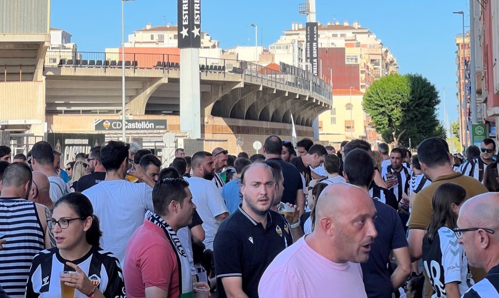 ambiente previo al partido castellon