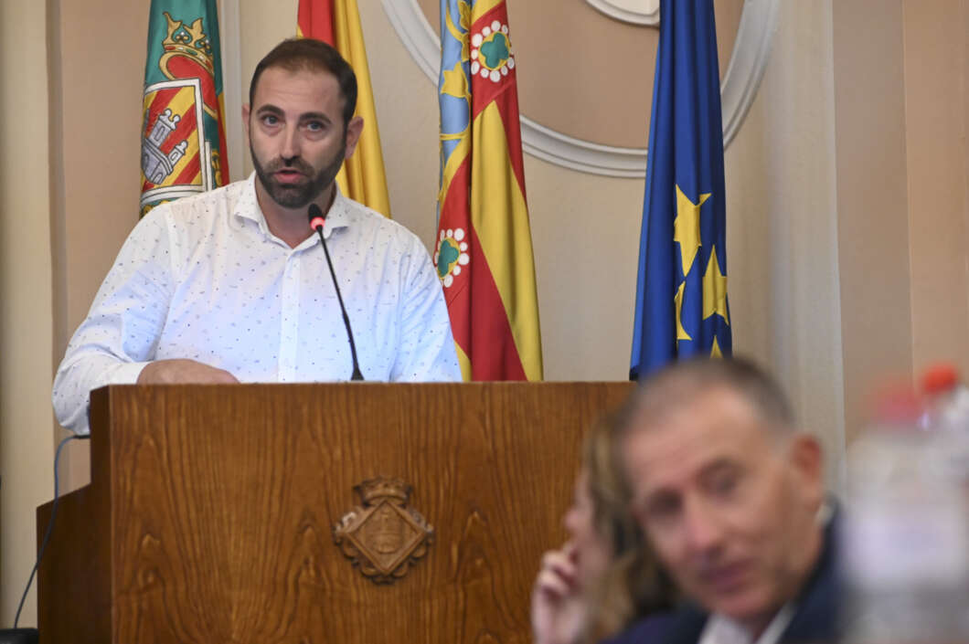 Pleno Castelló 271022