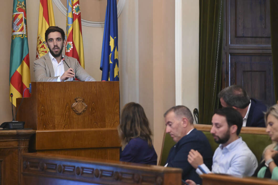 Pleno Castelló 271022