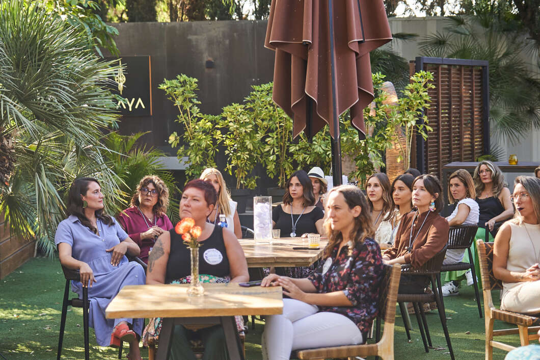 Convocatoria Mujeres