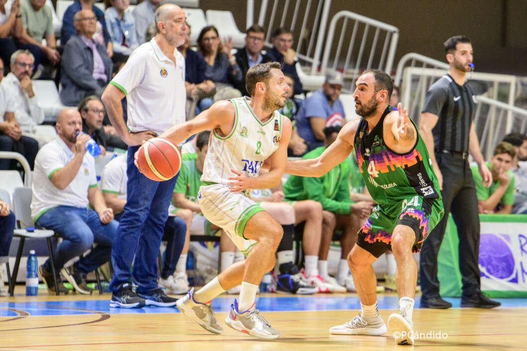 tau castello partido palencia