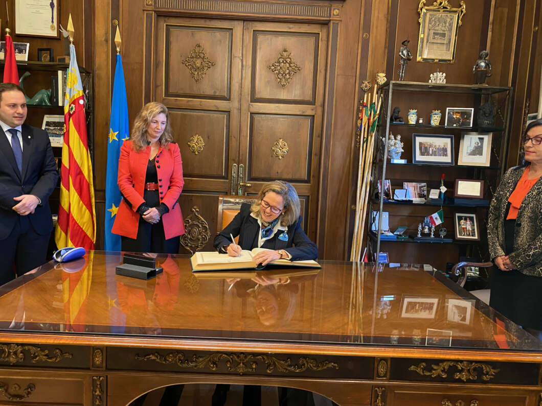 Nadia Calviño Castellón