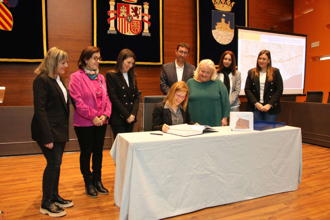 oropesa del mar delegada gobierno