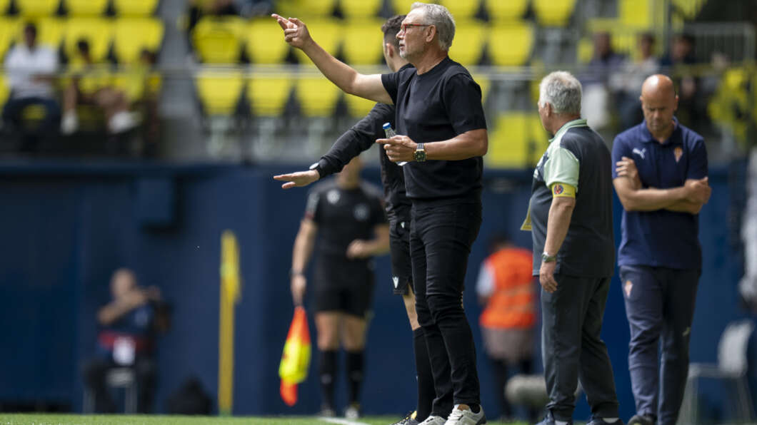 miguel alvarez entrenador villarreal b