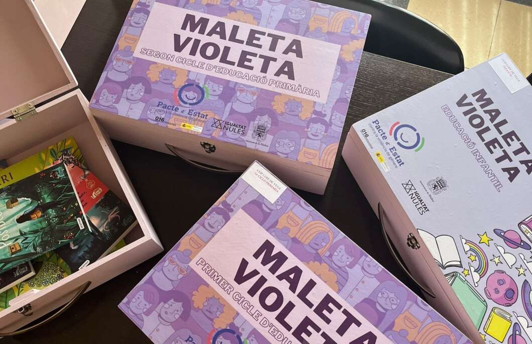 nules maletas violetas
