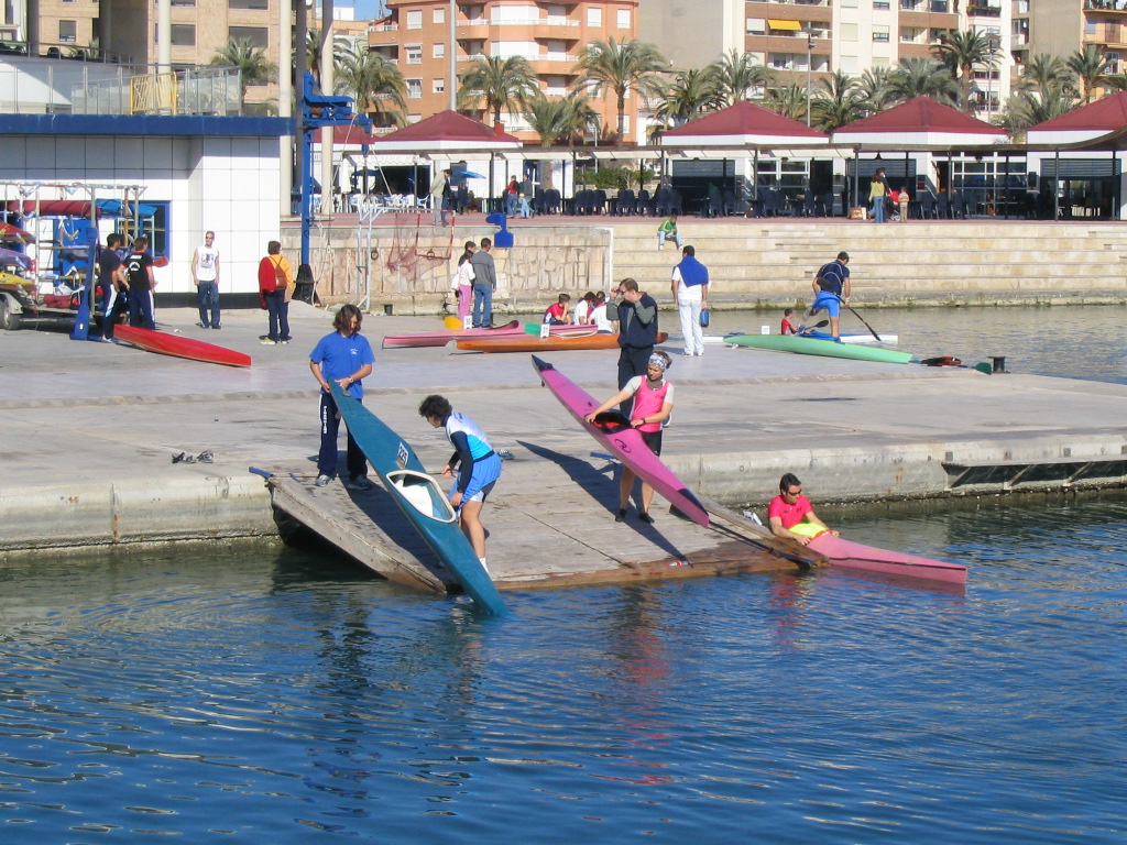 Escuela náutica de piragüismo  RCN Castellón 