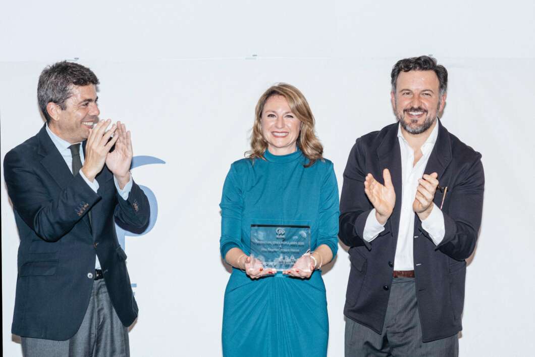 La alcaldesa de Castellón, Begoña Carrasco, premiada por el PP de Elche 140325
