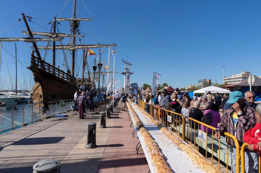 Bocadillo de sepia de 200 metros en Escala Castelló 270425