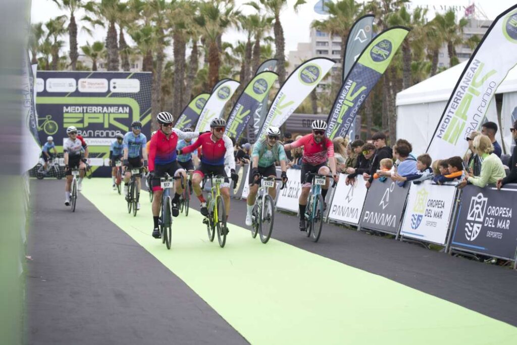 Más de 3.000 ciclistas hacen historia en Castellón con la Mediterranean Epic Gran Fondo by PANAMA