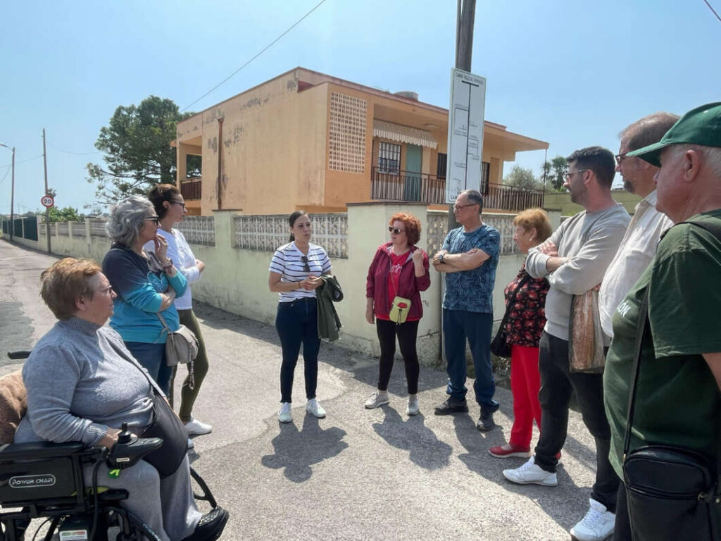 Limpieza de caminos en la Marjalería de Castellón
