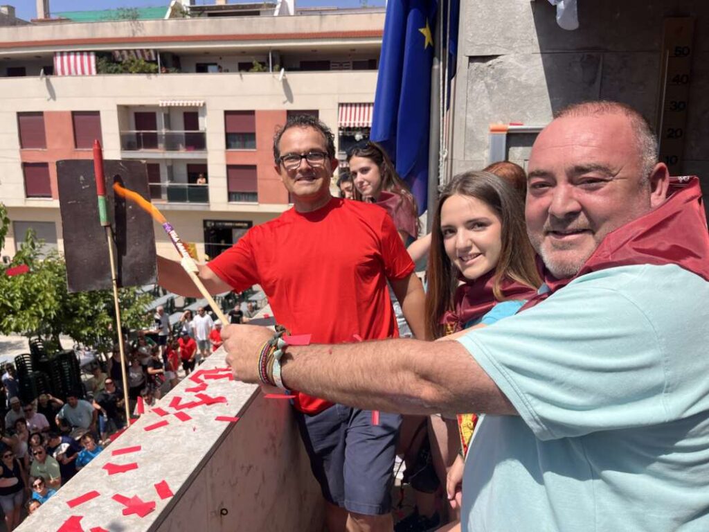 El chupinazo da inicio de las fiestas de Sant Joan de Moró